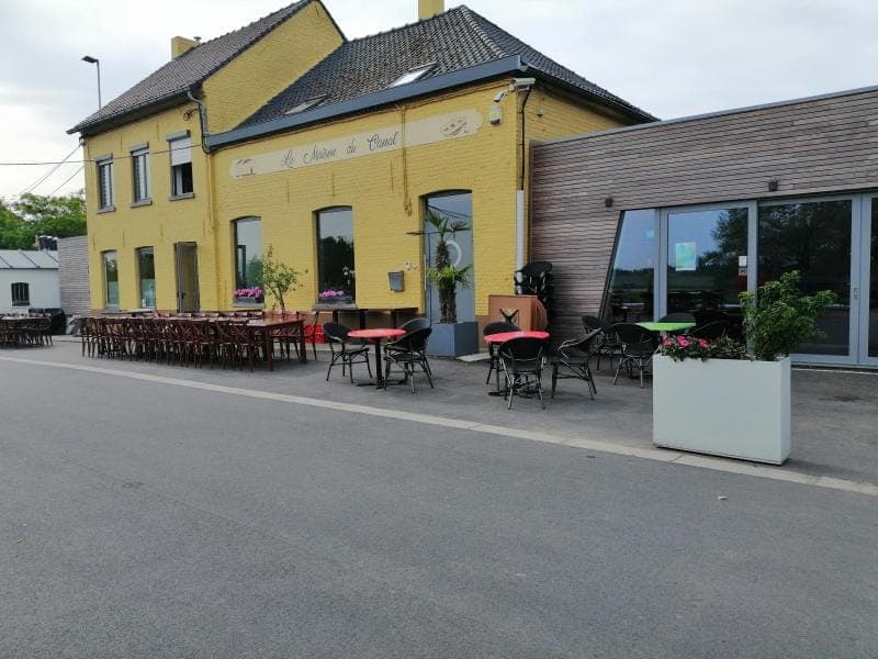 Nature au bord du canal